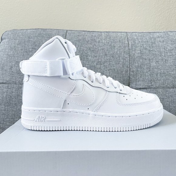 🤍 Nike Air Force 1 high top triple white - Picture 3 of 4